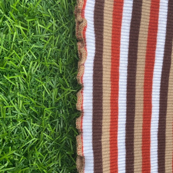 Top - Picture 3 of 6